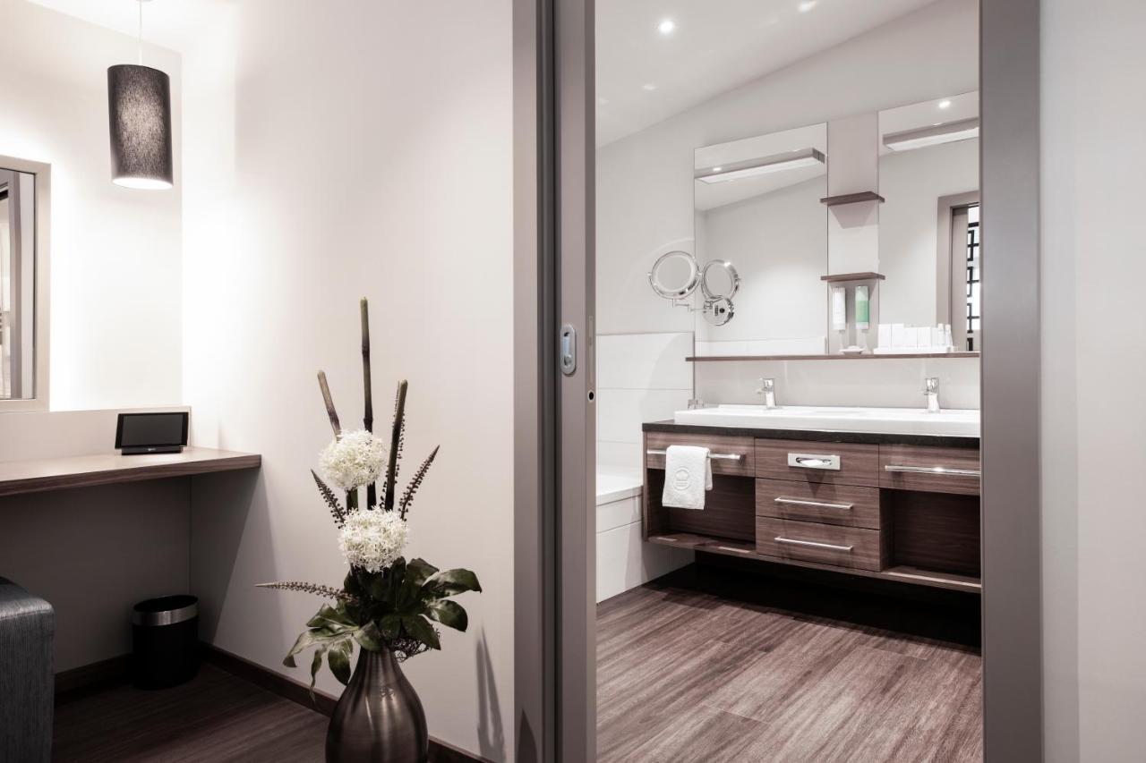 Nuhr Medical - Hotel & Restaurant Senftenberg Екстериор снимка